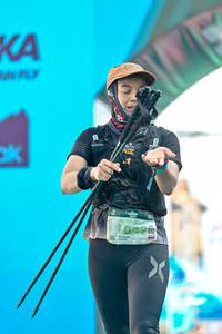 BIB: 1042
                            <button type="button" onclick="openModal(24886846)" class="btn btn-primary btn-sm float-right btn-popup" data-toggle="modal" data-target=".modal-high-quality">
                        <i class="fas fa-shopping-cart"></i> Add to Cart
                    </button>
                                            <button type="button" onclick="isThisMe(24886846, true)" class="btn btn-success btn-sm float-right btn-popup btn-isme hidden" data-toggle="tooltip" data-placement="bottom" title="นี่คือรูปของคุณใช่ไหม คลิกที่นี่เพื่อเอาเข้าอัลบั้ม">
                        <i class="fas fa-plus"></i> Add to album
                    </button>
                    <button type="button" onclick="isThisMe(24886846, false)" class="btn btn-warning btn-sm float-right btn-popup btn-isnotme hidden">
                        <i class="fas fa-ban"></i> Remove from album
                    </button>